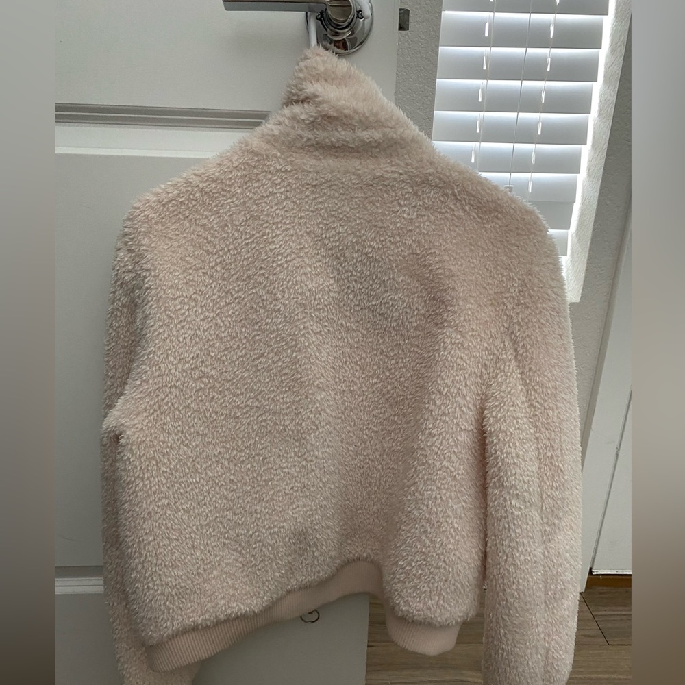 Pink jacket - Picture 3 of 3